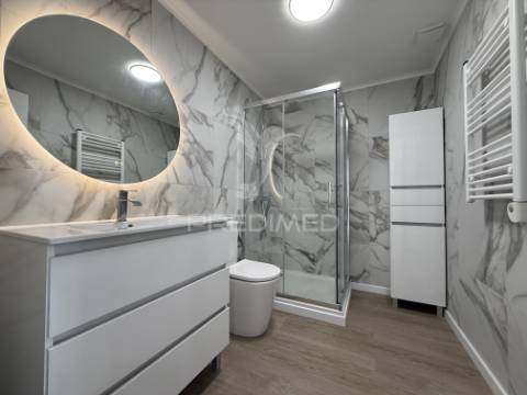 Apartamento t2 remodelado no centro de santarém