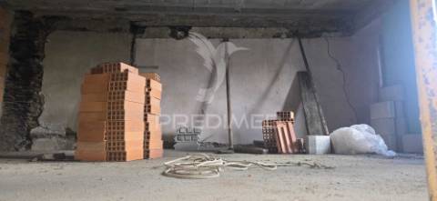 Moradia t3 para reconstrução