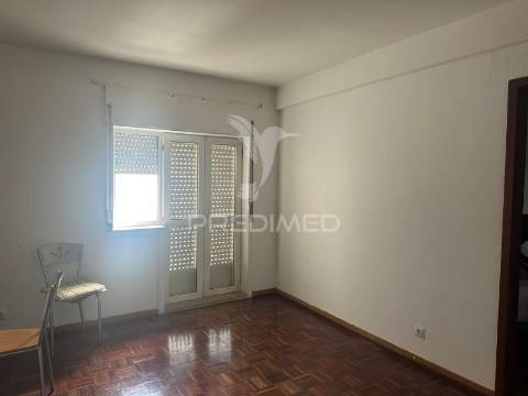 Apartamento t2 /almeirim