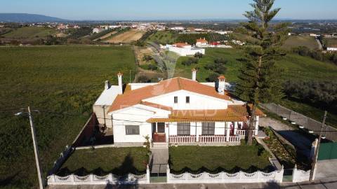 Moradia t3 com tertúlia em nabais