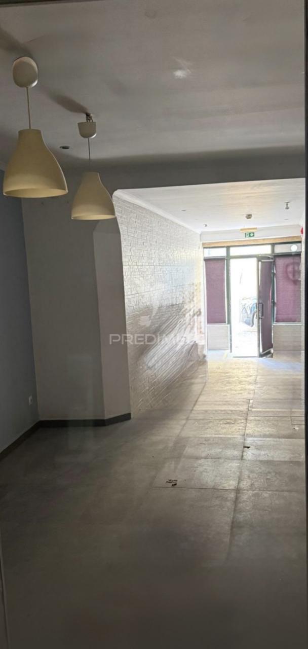 Loja comercial no centro de santarém  excelente oportunidade de investimento no coração