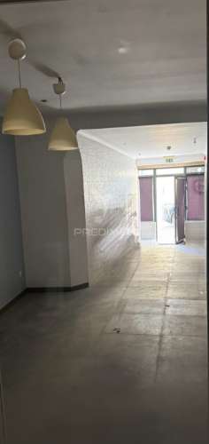 Loja comercial no centro de santarém  excelente oportunidade de investimento no coração