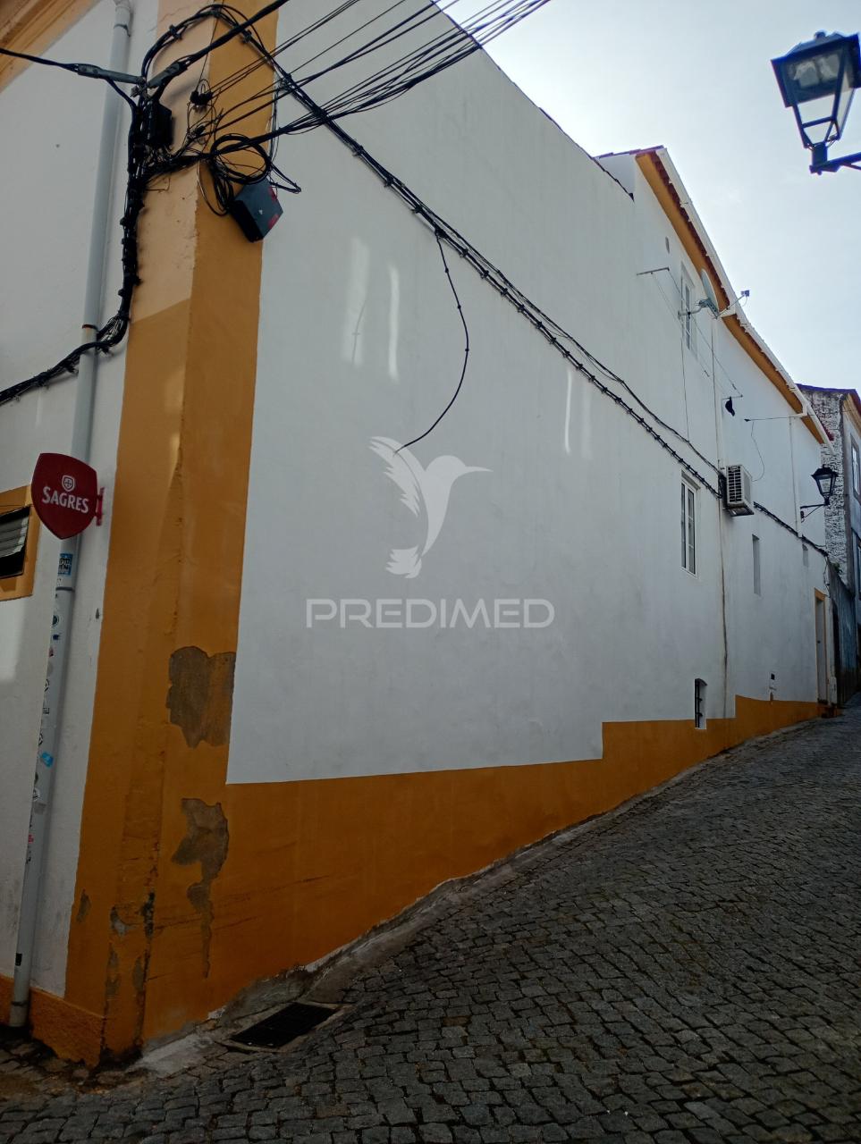 Moradia 1º andar