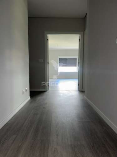 Apartamento t3 com garagem - torres novas