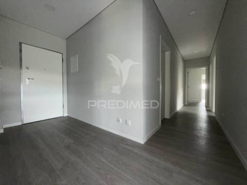 Apartamento t3 com garagem - torres novas