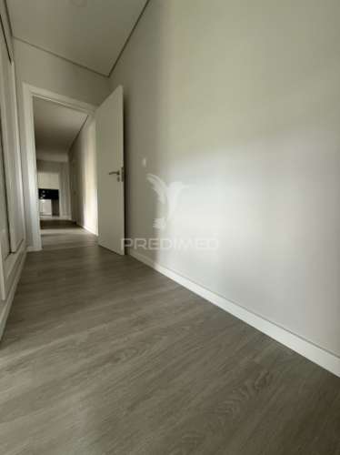 Apartamento t3 com garagem - torres novas