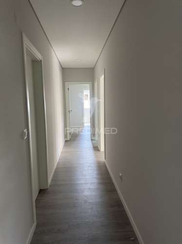 Apartamento t3 com garagem - torres novas