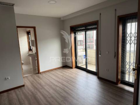Investir no centro de santo tirso | potencial, oportunidade, imperdível!