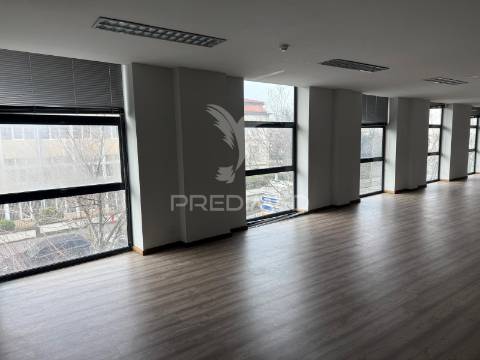 Investir no centro de santo tirso | potencial, oportunidade, imperdível!