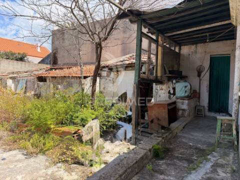 Moradia t3 na baixa da banheira