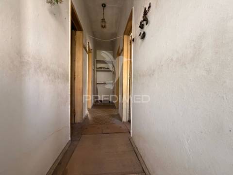 Moradia t3 na baixa da banheira