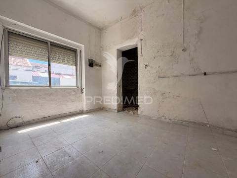 Moradia t3 na baixa da banheira