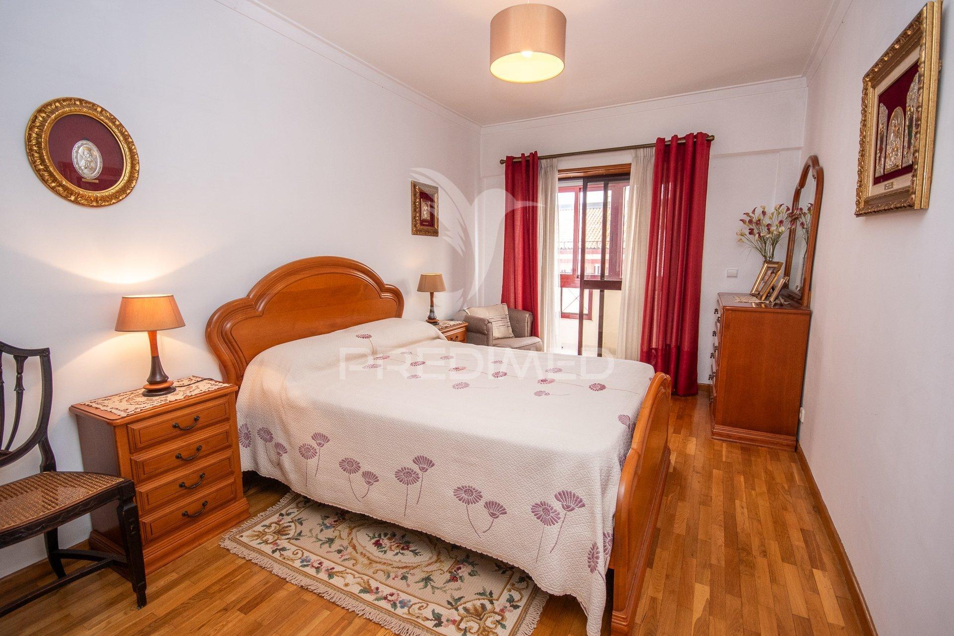 Apartamento t3 à venda na ramada, odivelas