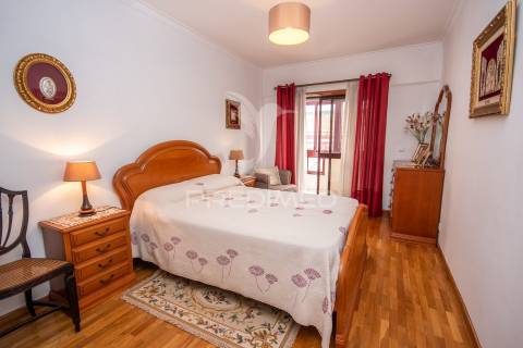 Apartamento t3 à venda na ramada, odivelas