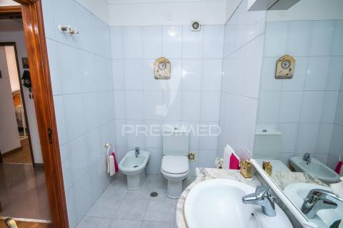 Apartamento t3 à venda na ramada, odivelas