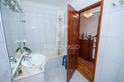 Apartamento t3 à venda na ramada, odivelas