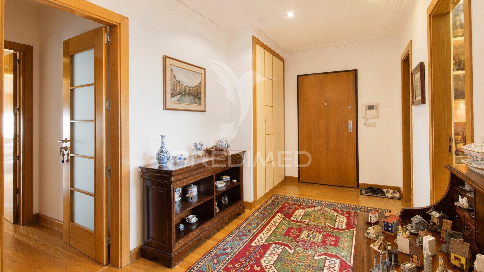 Apartamento t4 em condominio fechado