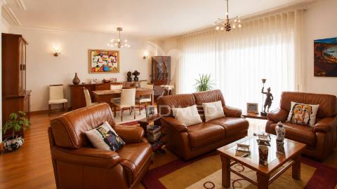 Apartamento t4 em condominio fechado