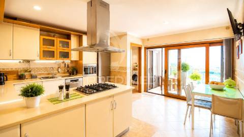 Apartamento t4 em condominio fechado