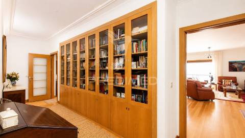 Apartamento t4 em condominio fechado