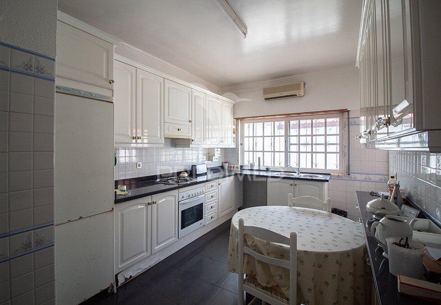 Moradia térrea t4 com anexo e quintal – vila do vimieiro