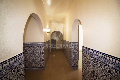 Moradia térrea t4 com anexo e quintal – vila do vimieiro