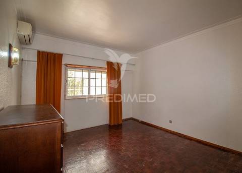 Moradia térrea t4 com anexo e quintal – vila do vimieiro