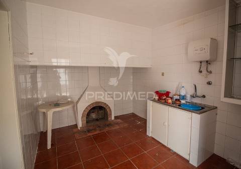 Moradia térrea t4 com anexo e quintal – vila do vimieiro