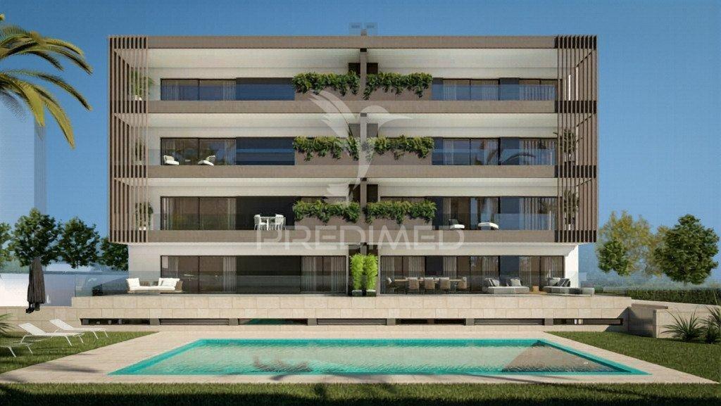 Luxuoso t2 em condomínio privado "sesmarias garden" com piscina| elegância e exclusividade