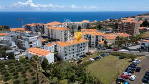 Apartamento t2 centro do caniço
