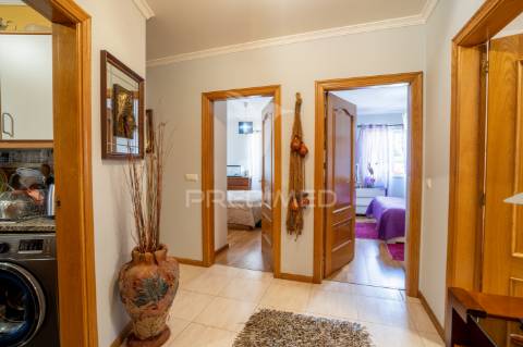 Apartamento t2 centro do caniço
