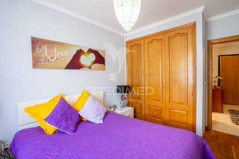 Apartamento t2 centro do caniço