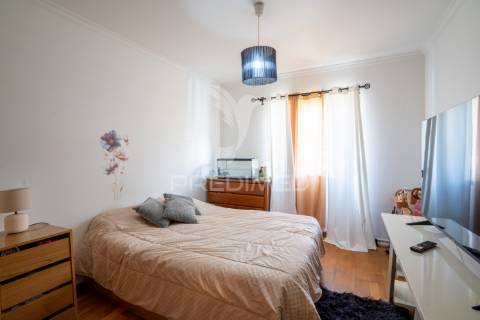 Apartamento t2 centro do caniço