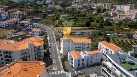 Apartamento t2 centro do caniço