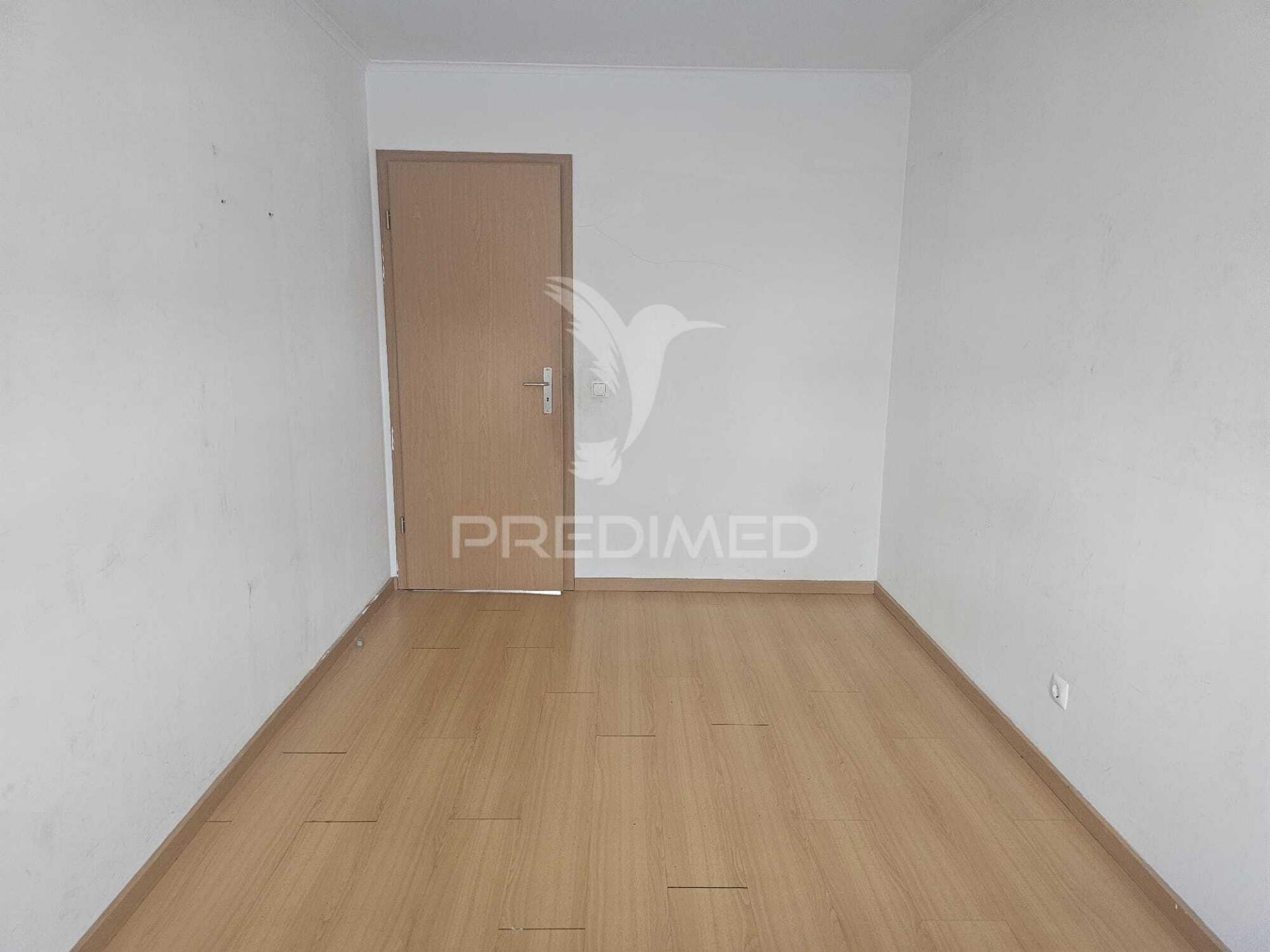 Apartamento t2 ameixoeira com garagem