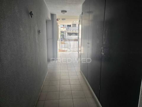 Apartamento t2 ameixoeira com garagem