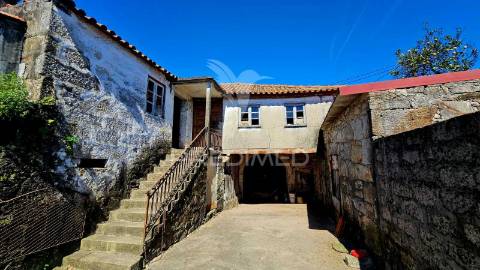 Quintinha com 2.724m² + casa t3 + ruína | potencial de investimento