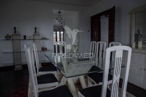 Moradia t3 na marginal dos casteletes – urzelina, ilha de são jorge