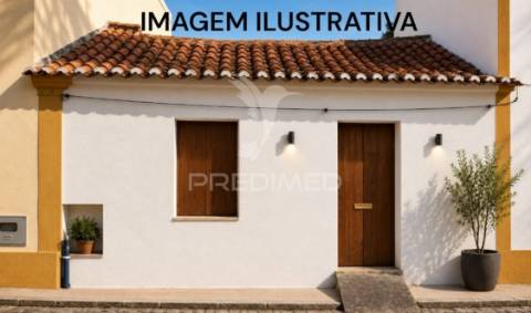 Ruína t3 para reconstrução em concavada