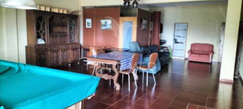 Moradia em carregueiros a venda