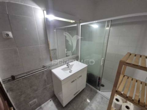 Apartamento t0 na quinta da courela - paio pires