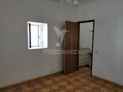Moradia t3 no centro de tomar