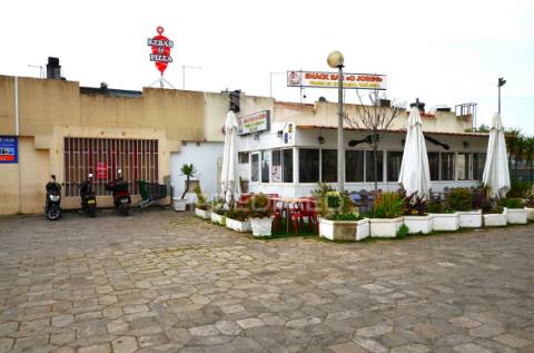 Restaurante muito central em albufeira