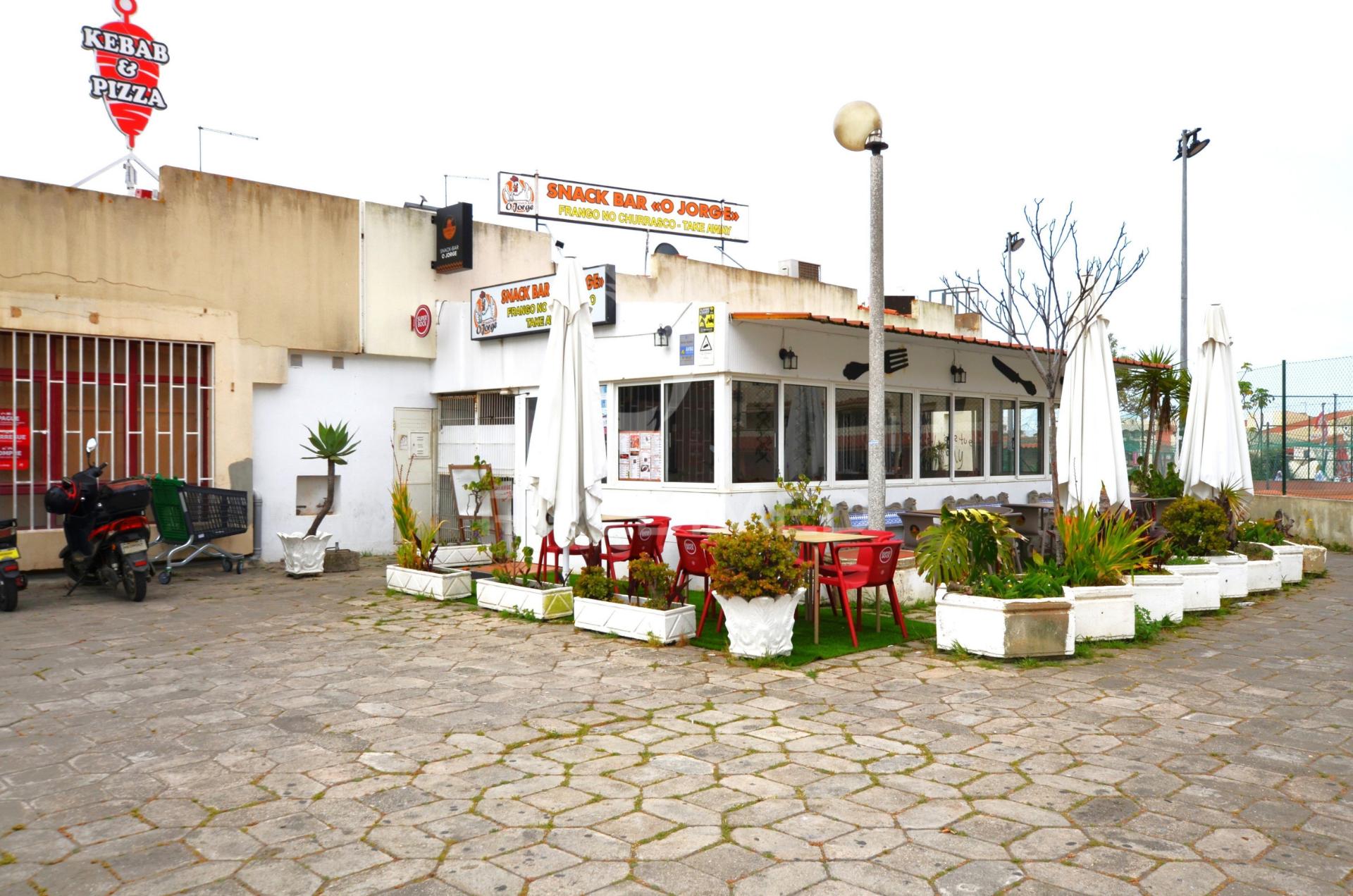 Restaurante muito central em albufeira