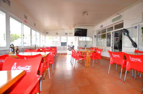 Restaurante muito central em albufeira