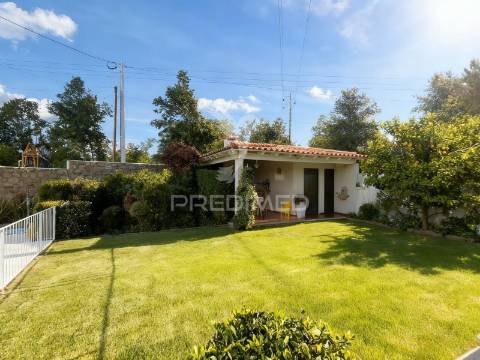 Moradia t4 individual com piscina e jardim | sabariz – vila verde