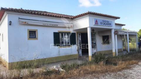 Herdade com elevado potencial de 3.437m2 em mil brejos batão – torrão – alcácer do sal