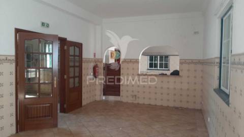 Herdade com elevado potencial de 3.437m2 em mil brejos batão – torrão – alcácer do sal