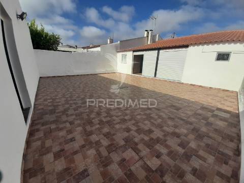 Moradia t2+1 alfundão