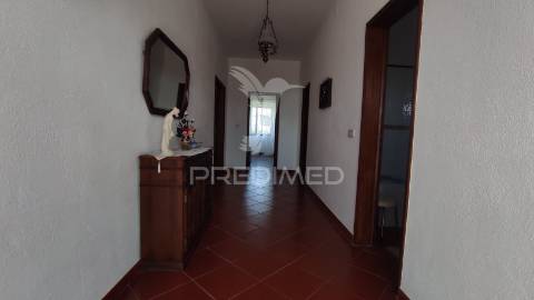 Andar de moradia t2 em beringel